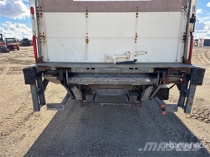 International Durastar 4300 Грузовики-Фургоны
