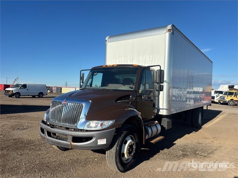 International Durastar 4300 Sanduk kamioni