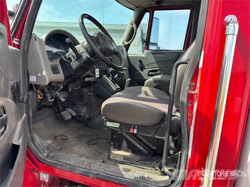 International DuraStar 4300 4x2 Utility Truck Пикапи