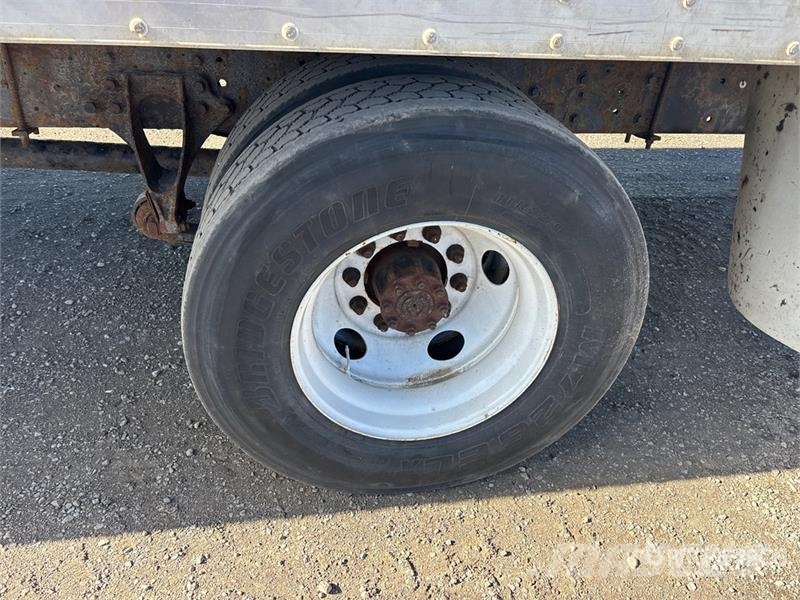 International Durastar 4300 Грузовики-Фургоны