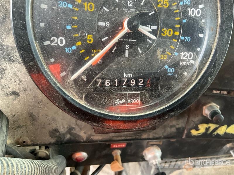 International F5070 Autobasculanta