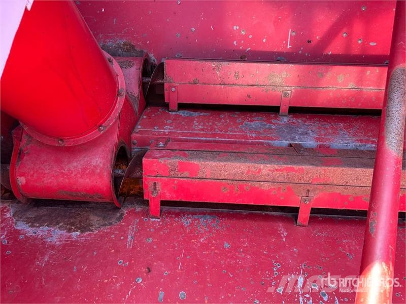 International Harvester Harvester 1420 Axial-Flow Combine Harves Cosechadoras combinadas