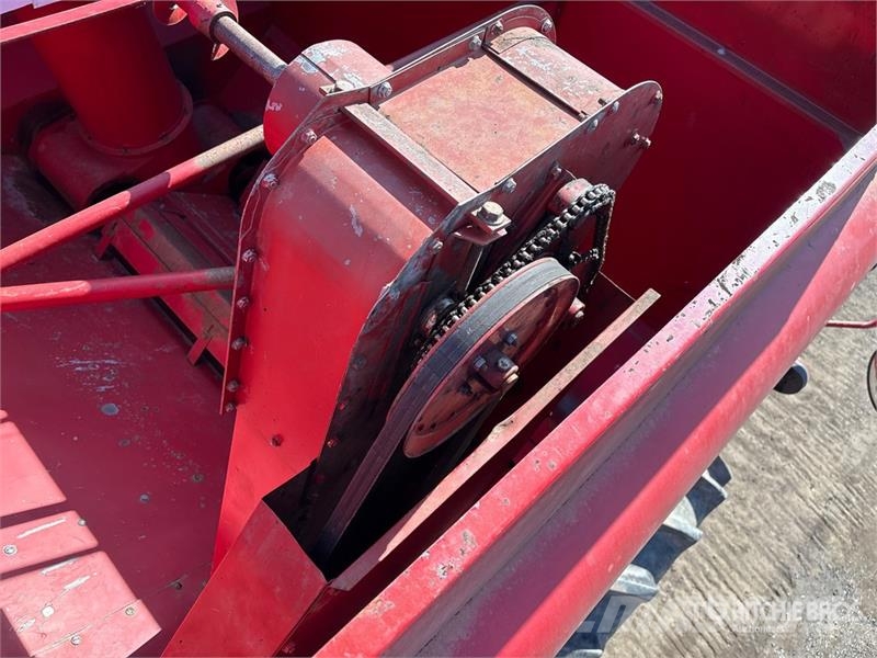 International Harvester Harvester 1420 Axial-Flow Combine Harves Cosechadoras combinadas