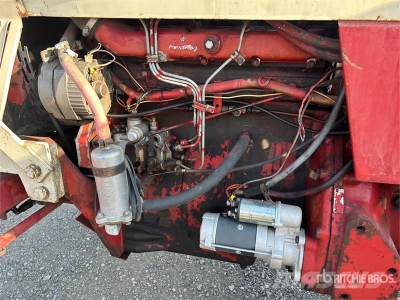 International Harvester Harvester 574 2WD Tractor Traktörler
