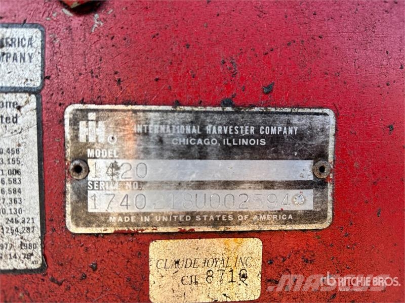 International Harvester Harvester 1420 Axial-Flow Combine Harves Cosechadoras combinadas