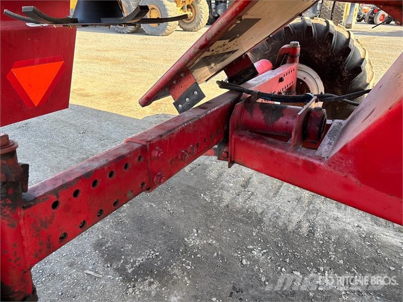 International Harvester Harvester 1420 Axial-Flow Combine Harves Cosechadoras combinadas