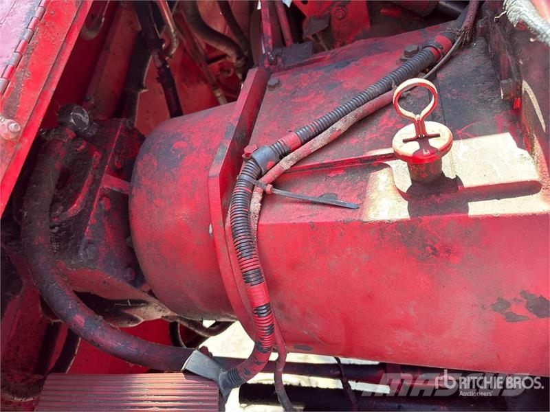 International Harvester Harvester 1420 Axial-Flow Combine Harves Cosechadoras combinadas