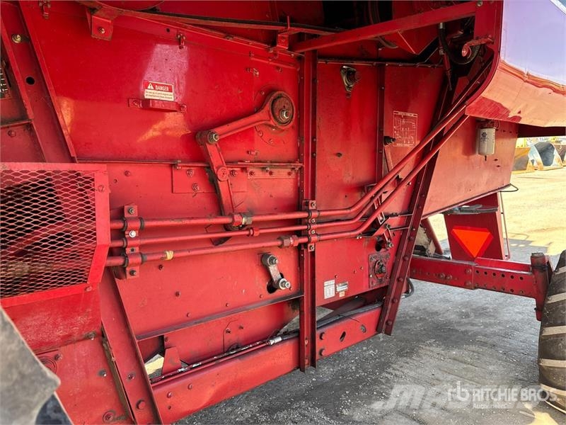 International Harvester Harvester 1420 Axial-Flow Combine Harves Cosechadoras combinadas