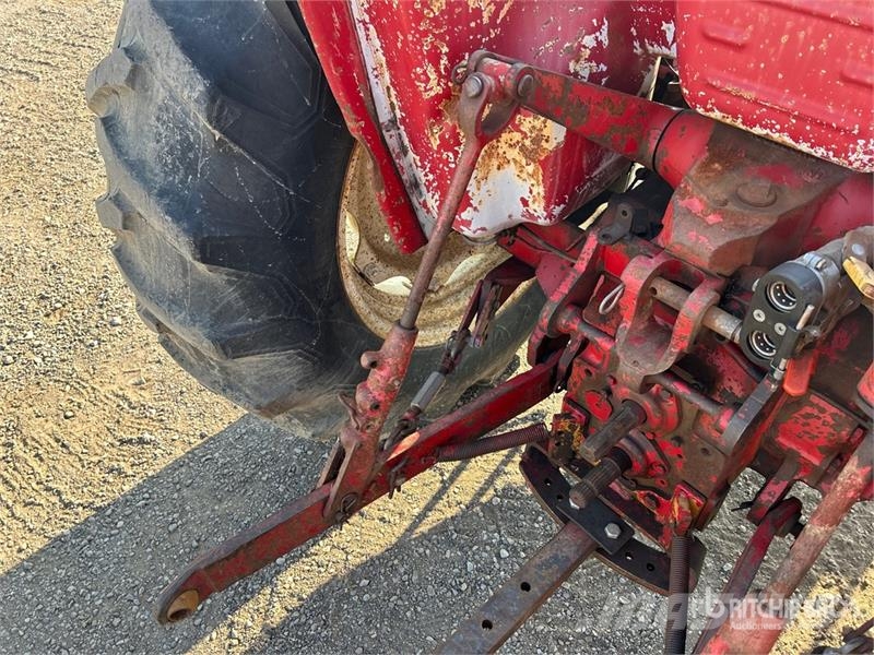 International Harvester Harvester 574 2WD Tractor Traktörler