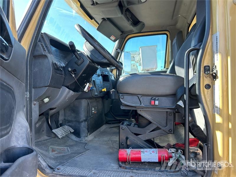 International HV 607 6x4 Refrigerated Truck Грузовики-Рефрижераторы