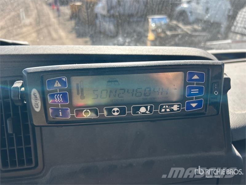 International HV 607 6x4 Refrigerated Truck Грузовики-Рефрижераторы