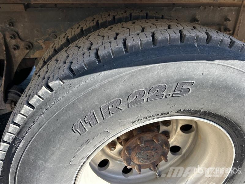 International HV 607 6x4 Refrigerated Truck Грузовики-Рефрижераторы