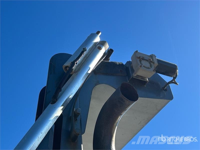 International HV607 6x4 T/A Dump Truck Tipper trucks