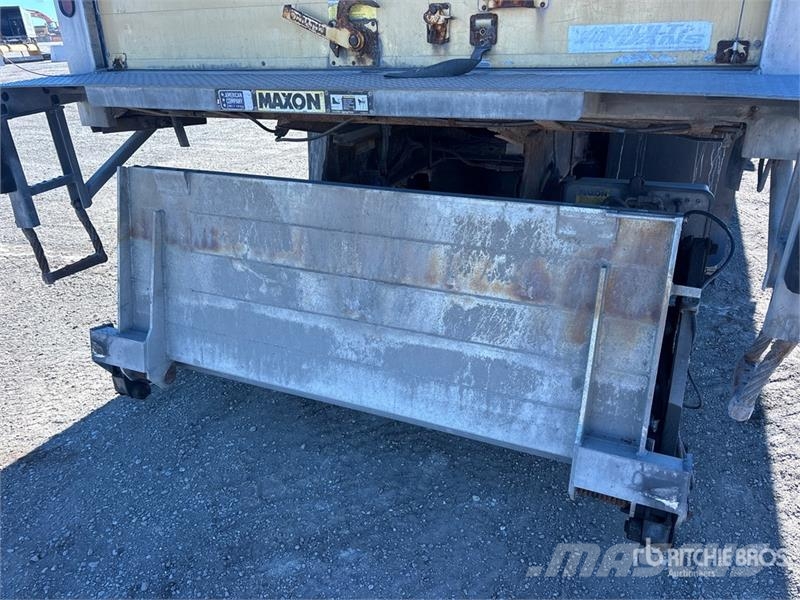 International HV607 6x4 Refrigerated Truck Chłodnie samochodowe