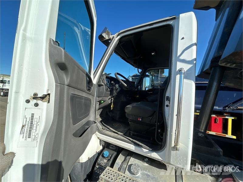 International HV607 6x4 T/A Dump Truck Tipper trucks