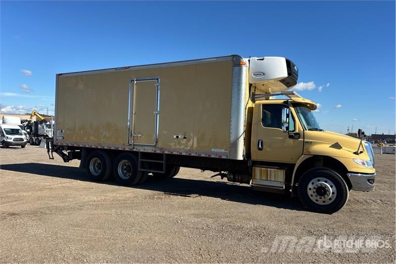 International HV607 6x4 Refrigerated Truck Chłodnie samochodowe