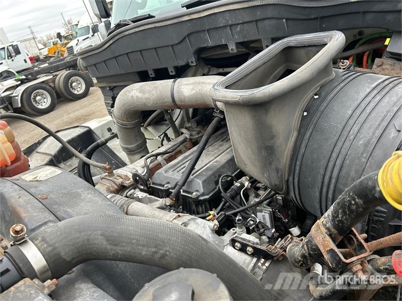 International HV613 6x4 Rollback Truck Vlečna vozila za tovornjake