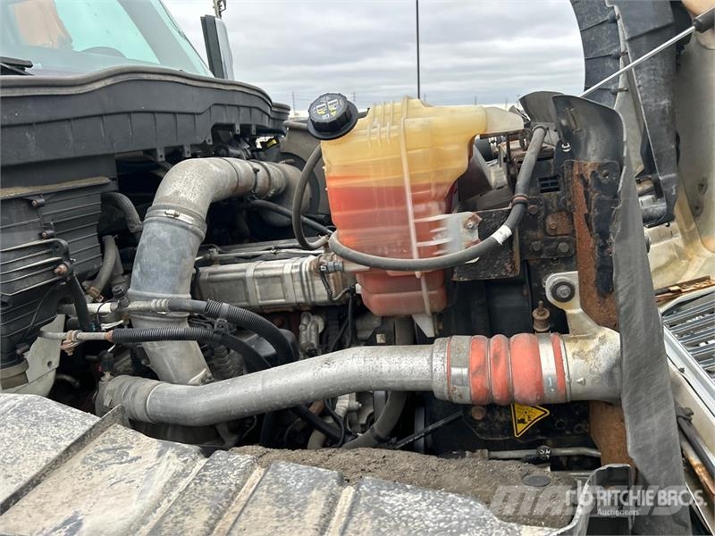International HV613 6x4 Rollback Truck Vlečna vozila za tovornjake
