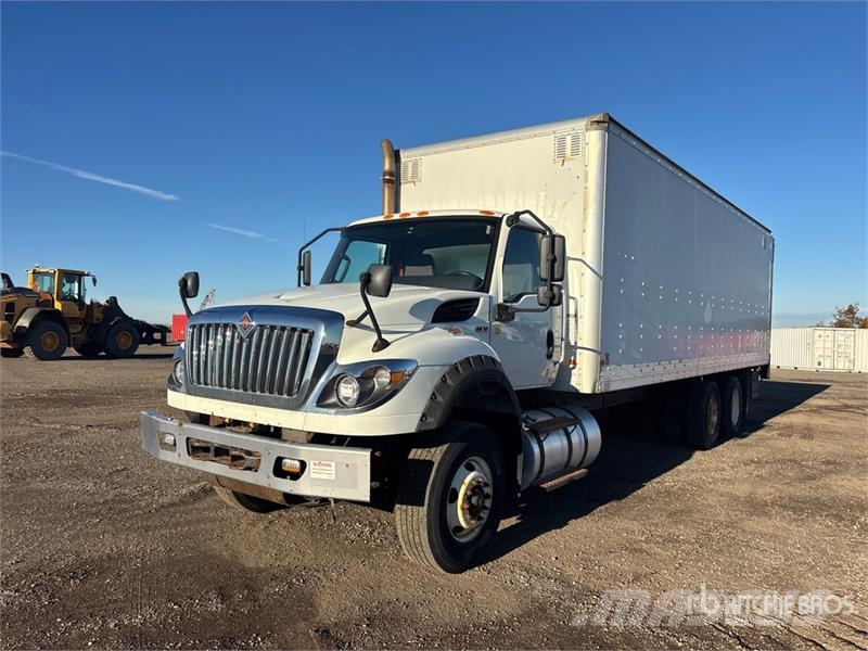 International HV613 6x4 Van Truck Umpikorikuorma-autot