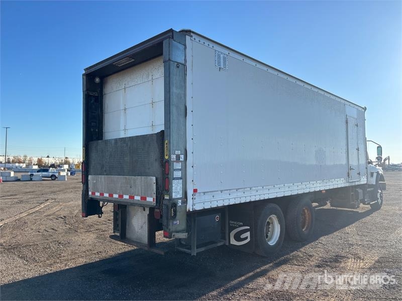 International HV613 6x4 Van Truck Umpikorikuorma-autot