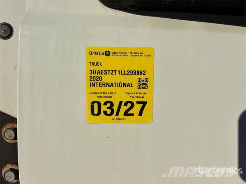 International HV613 6x4 Van Truck Umpikorikuorma-autot