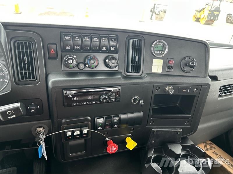 International HV613 6x4 Rollback Truck Vlečna vozila za tovornjake