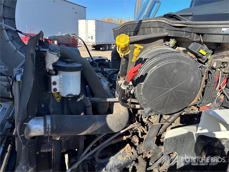 International HV613 SBA 6x4 Rollback Truck 救援车