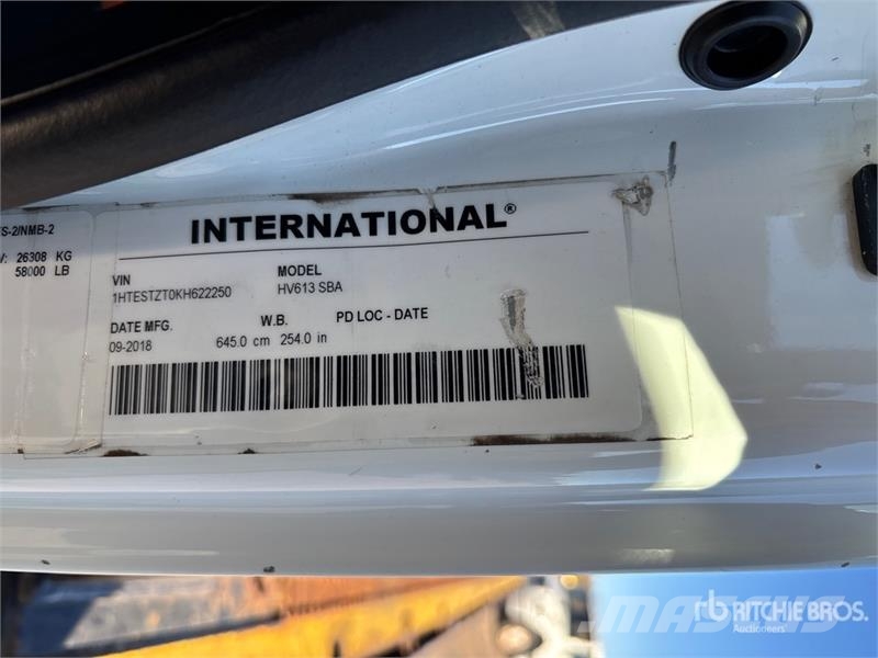 International HV613 SBA 6x4 Rollback Truck 救援车