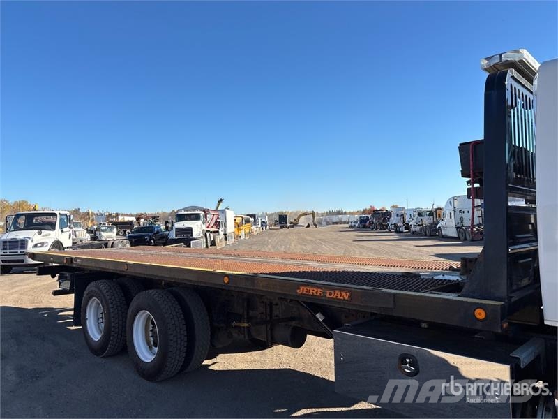 International HV613 SBA 6x4 Rollback Truck 救援车