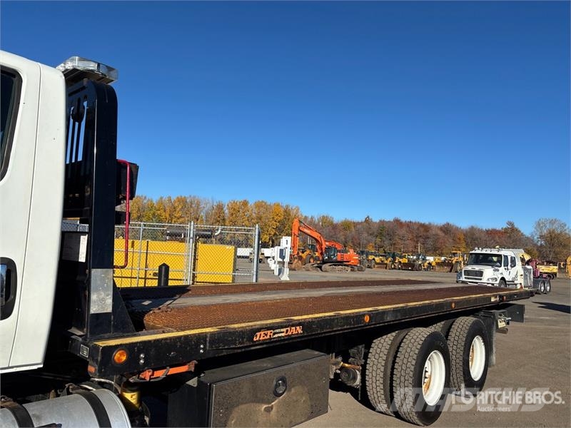 International HV613 SBA 6x4 Rollback Truck 救援车