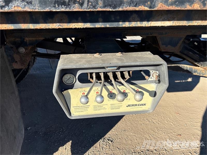 International HV613 SBA 6x4 Rollback Truck 救援车