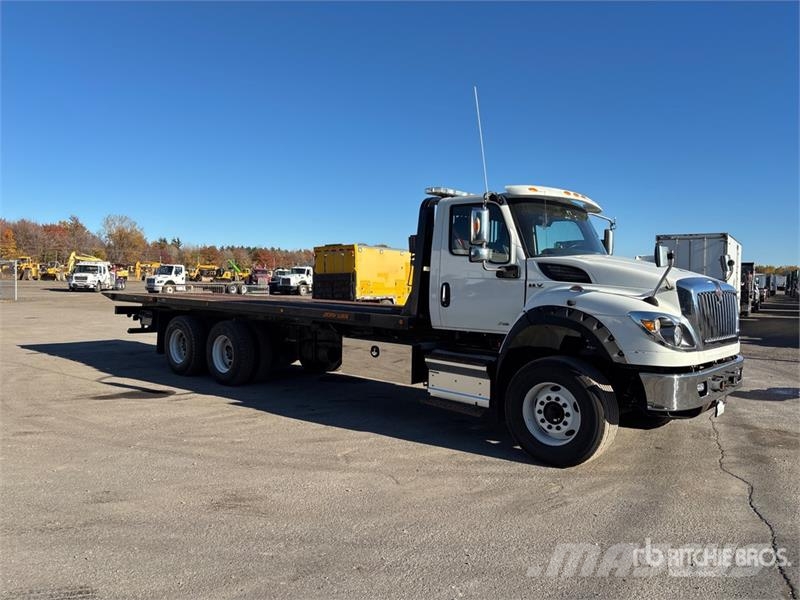 International HV613 SBA 6x4 Rollback Truck 救援车