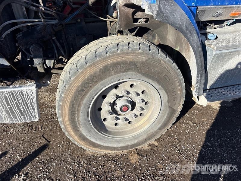International HX620 6x4 T/A Day Cab Truck Tractor Trekkvogner