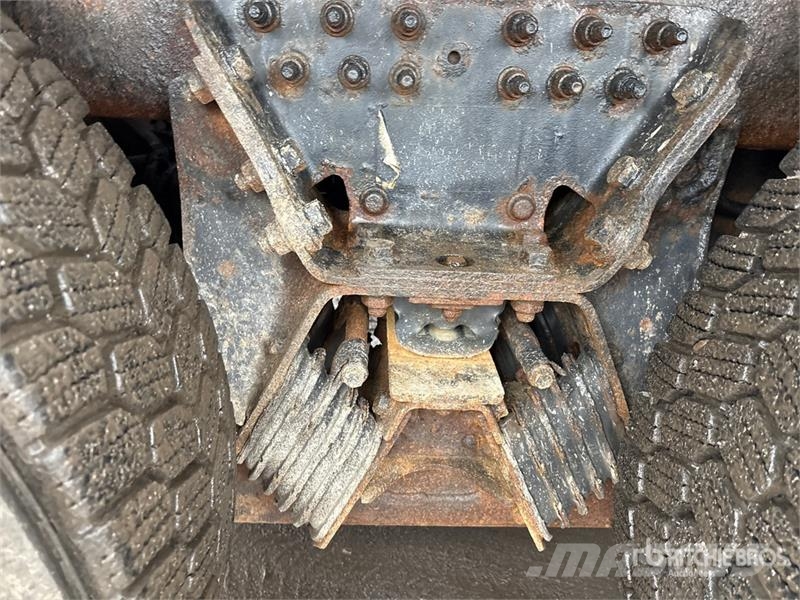 International HX620 6x4 Snow Plow Truck 多目的/汎用車両