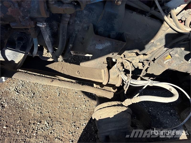 International HX620 6x4 T/A Day Cab Truck Tractor Trekkvogner