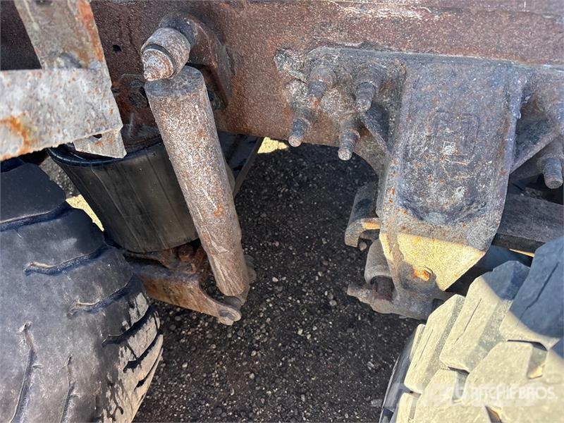 International HX620 6x4 T/A Day Cab Truck Tractor Trekkvogner