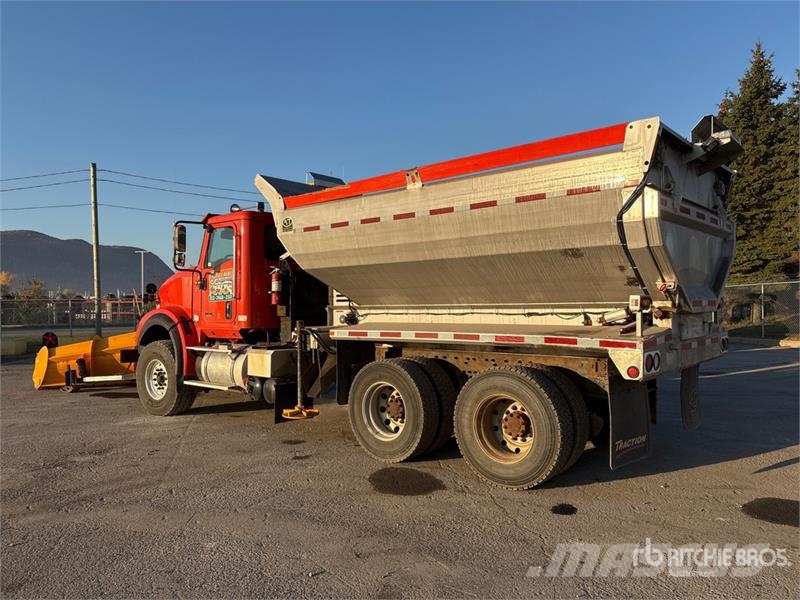 International HX620 6x4 Snow Plow Truck 多目的/汎用車両