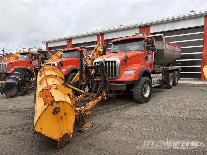 International HX620 6x4 Snow Plow Truck مركبات الأغراض العامة