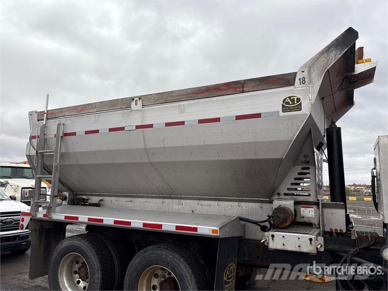 International HX620 6x4 Snow Plow Truck 多目的/汎用車両