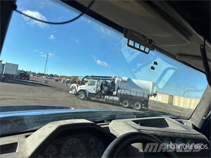 International HX620 6x4 T/A Day Cab Truck Tractor Trekkvogner