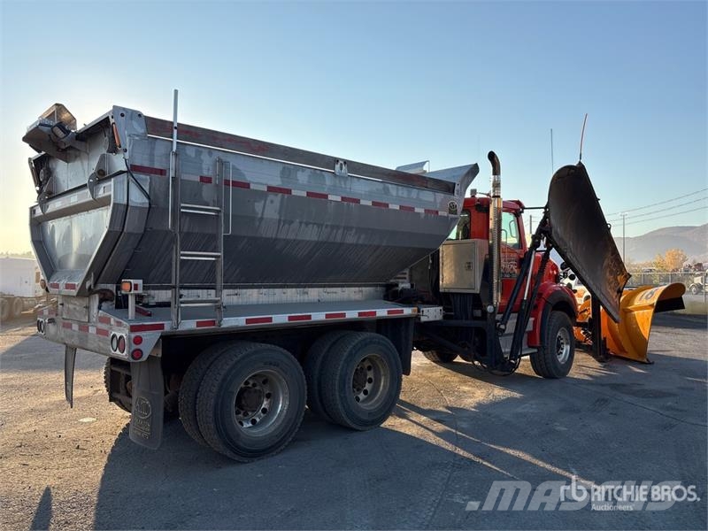 International HX620 6x4 Snow Plow Truck 多目的/汎用車両