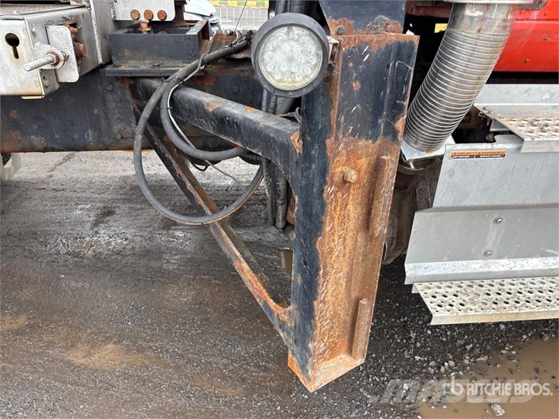 International HX620 6x4 Snow Plow Truck 多目的/汎用車両