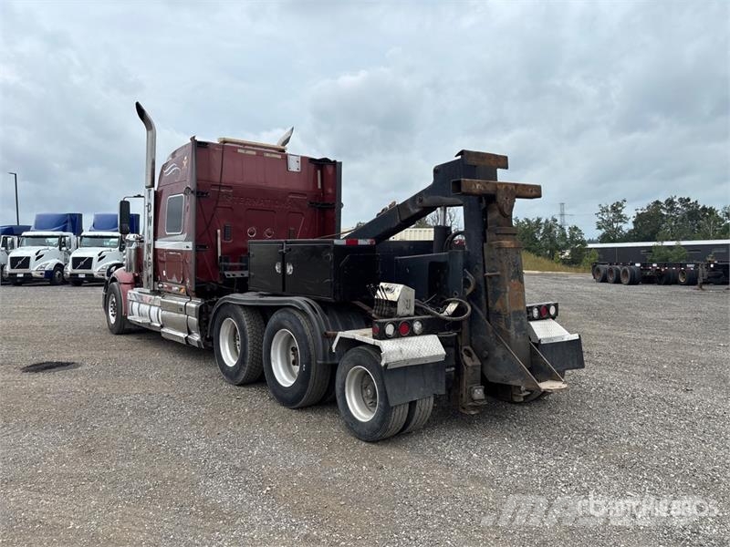 International LoneStar 6x4 T/A Sleeper Truck Tractor Τράκτορες