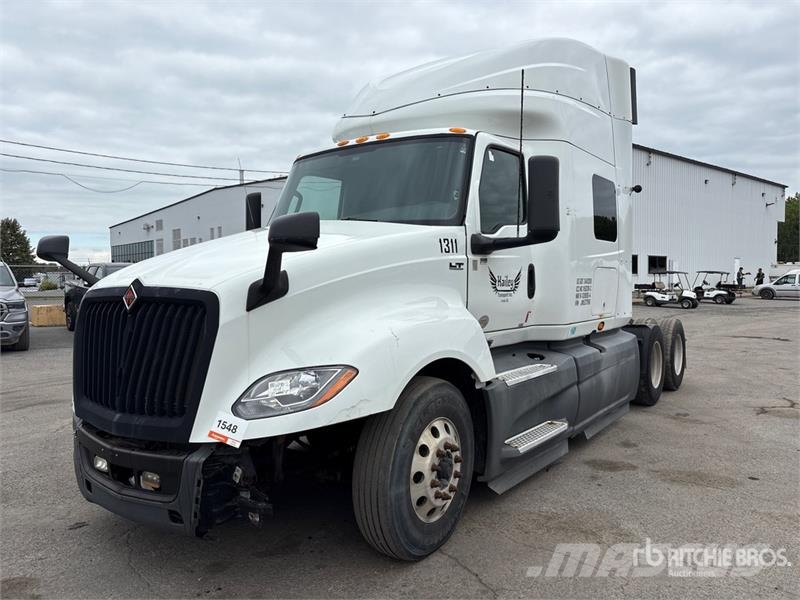 International LT625 Prime Movers