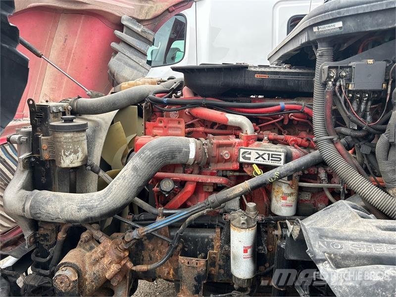 International LT625 Тягачі