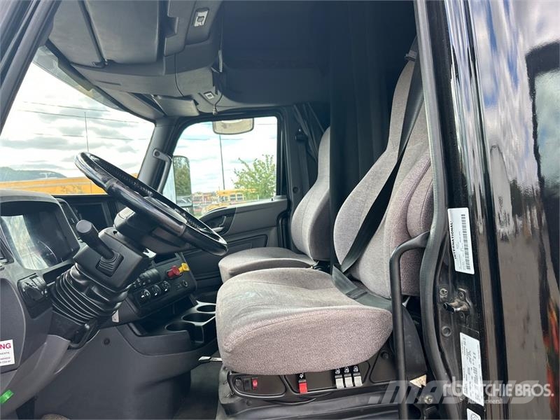 International LT625 Trekkvogner
