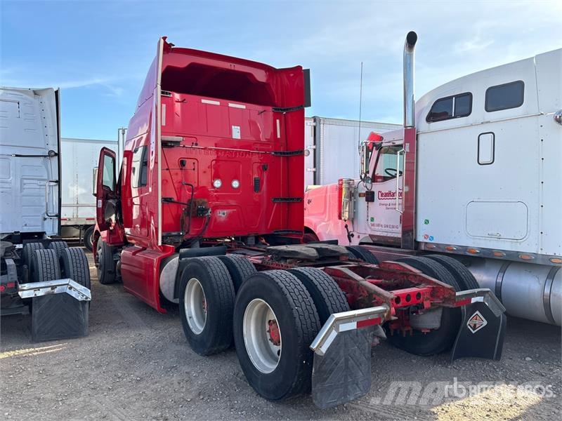 International LT625 Sadulveokid