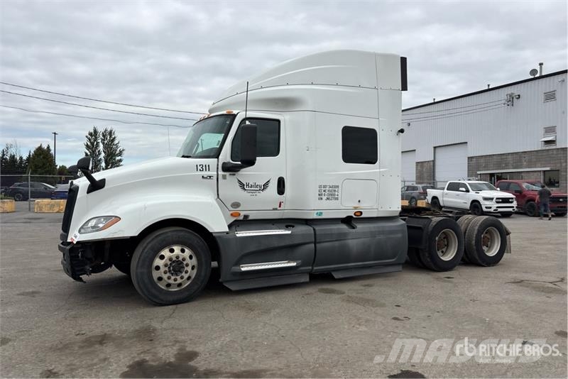 International LT625 Prime Movers