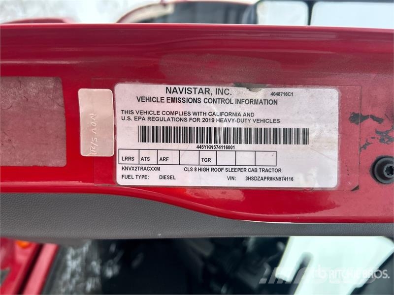 International LT625 Тягачі