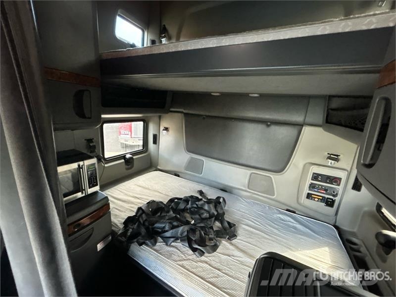 International LT625 Nyergesvontatók